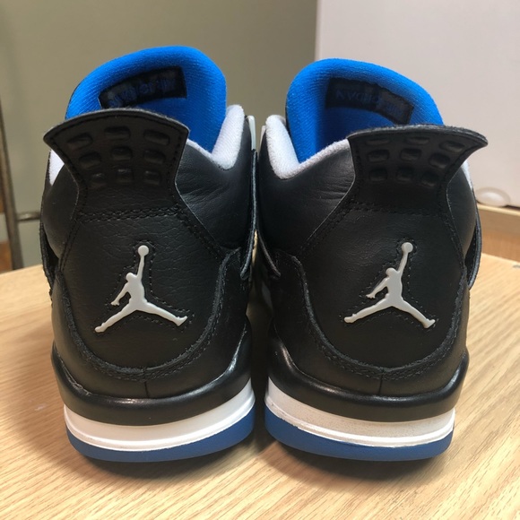*SOLD!* Air Jordan Retro 4 Motorsports Alternate - Picture 4 of 8